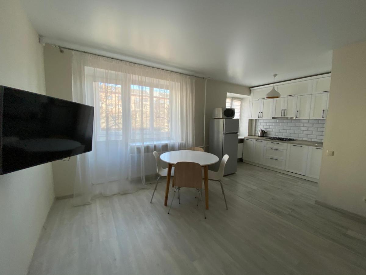 Cosy flat in the city centre 切尔尼戈夫 外观 照片